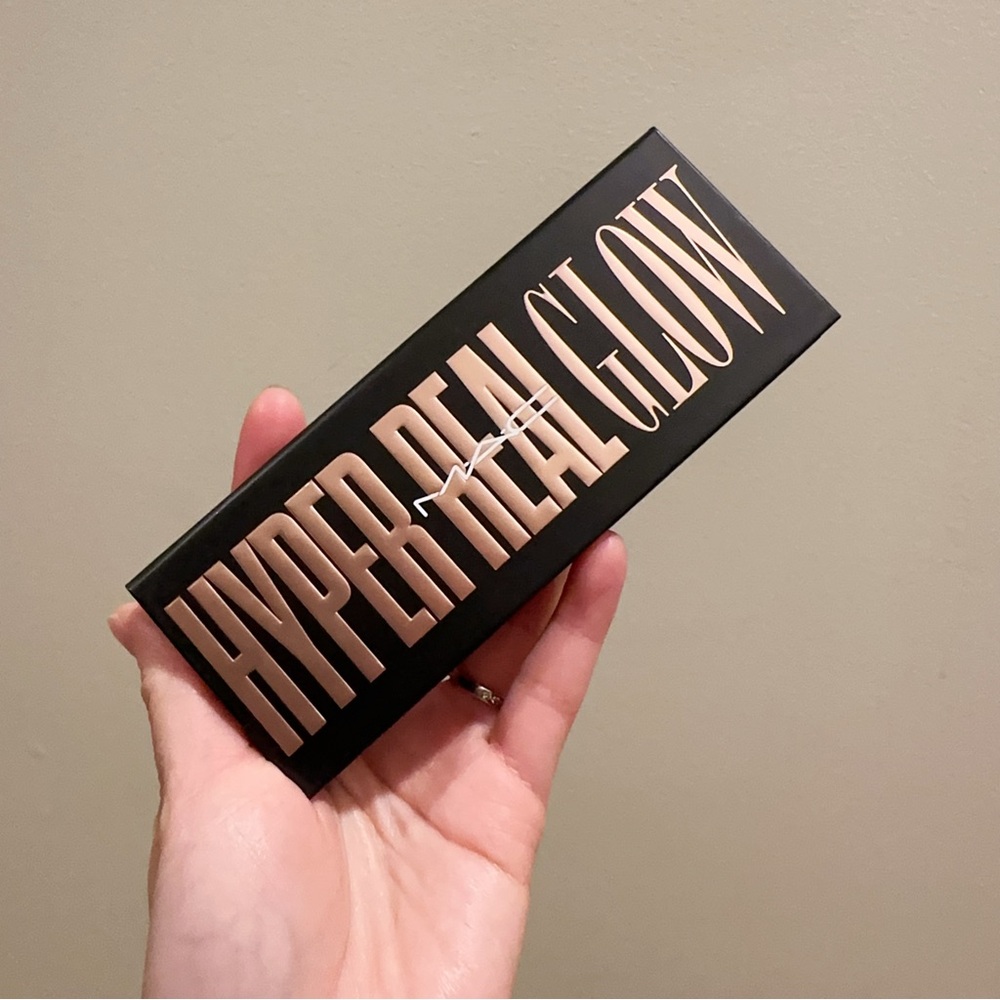 MAC Hyper Real Glow Palette - Flash+AWE - 0.15oz/4.5g each NEW IN BOX